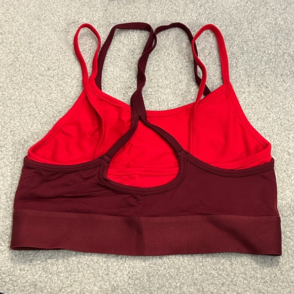 Fabletics XL High-Waisted Seamless Stripe 7/8 Pant and Poppy Seamless Sports Bra - Picture 11 of 16